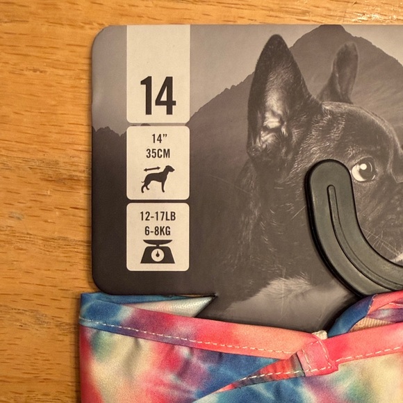 Canada Pooch Tie-Dye Pick Me Poncho raincoat - Picture 2 of 9